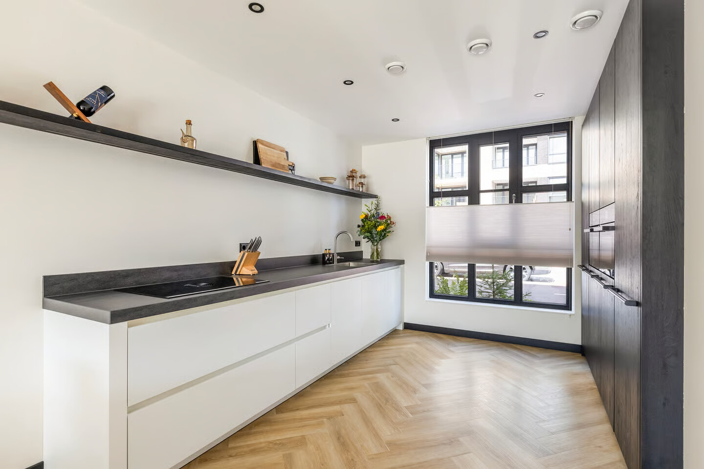 Tussenwoning te koop: Taanschuurkade 43, Maassluis