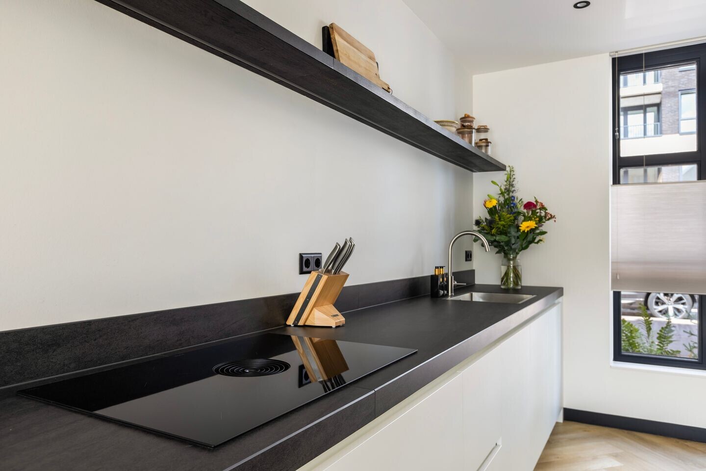 Tussenwoning te koop: Taanschuurkade 43, Maassluis