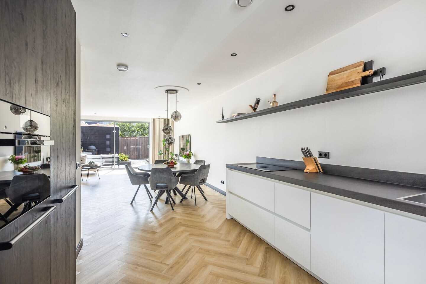 Tussenwoning te koop: Taanschuurkade 43, Maassluis
