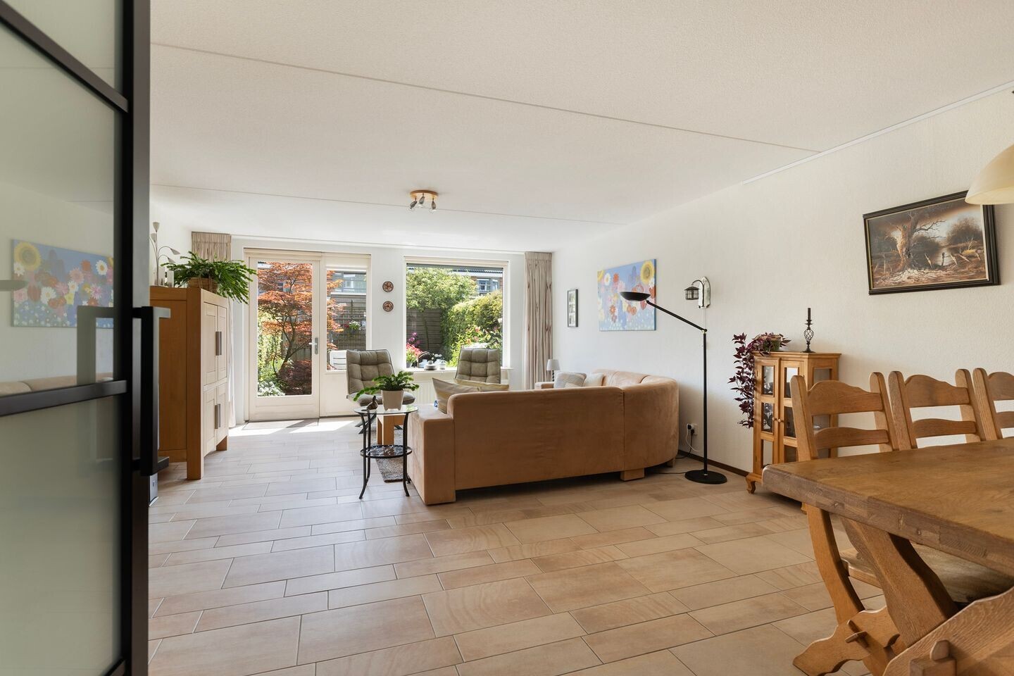 Tussenwoning te koop: Peter van Anrooylaan 24, Maassluis