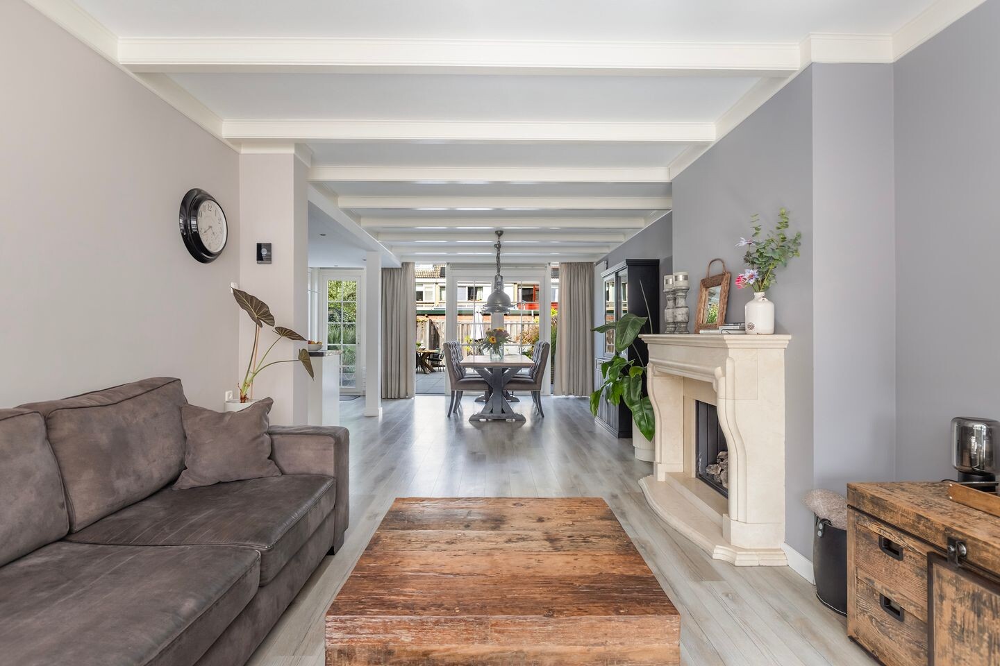 Tussenwoning te koop: Adelaarstraat 4, Maassluis