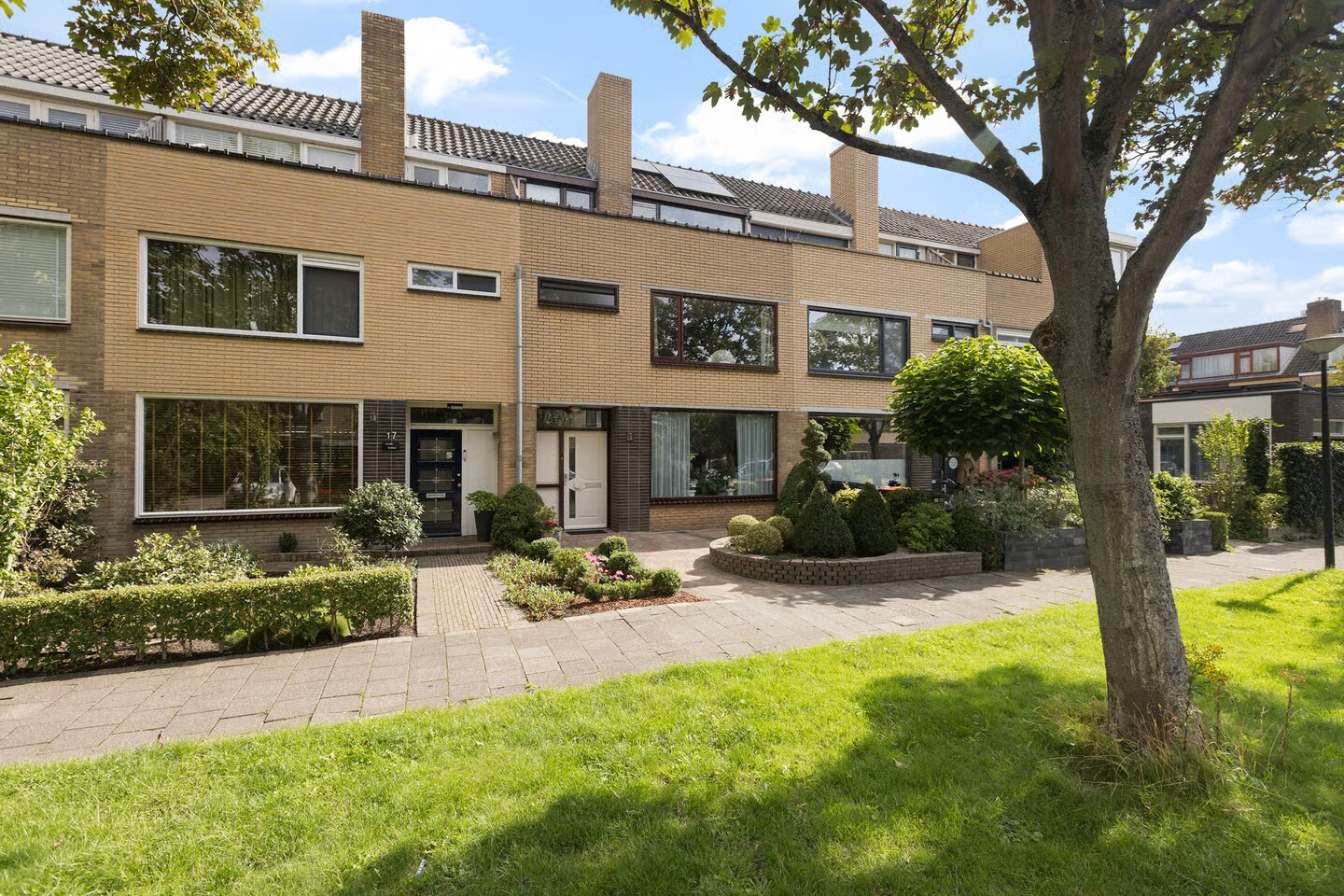 Tussenwoning te koop: Havikstraat 19, Maassluis