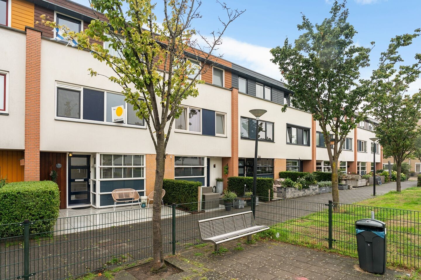 Tussenwoning te koop: Plevierstraat 16, Maassluis