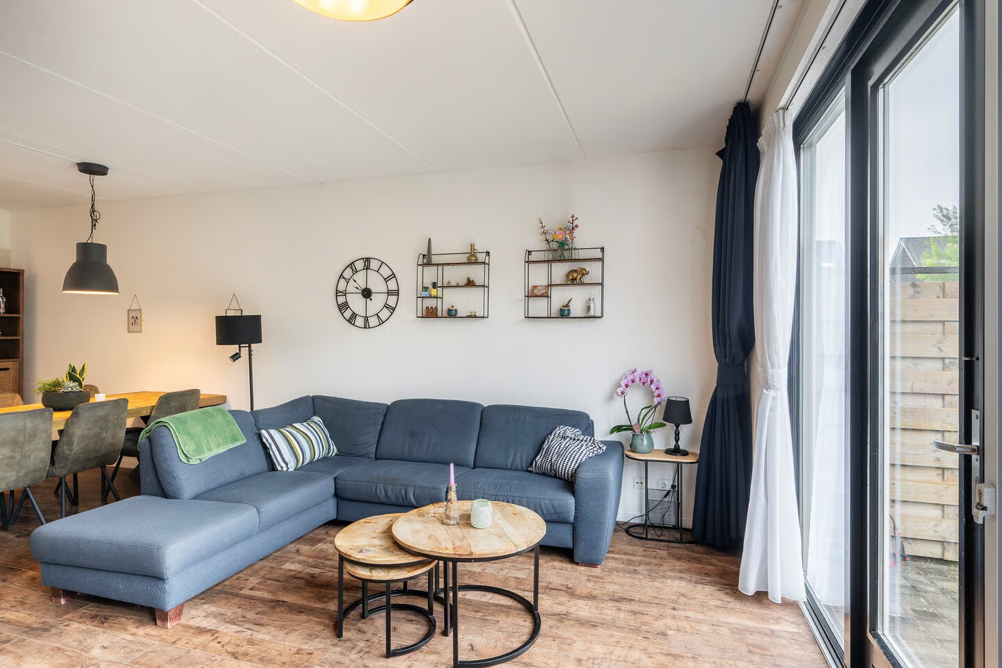 Tussenwoning te koop: Burg. Van Reesstraat 13, Maassluis
