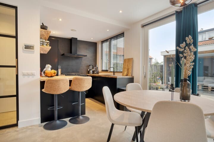 Tussenwoning te koop: Irenestraat 7, Rhoon