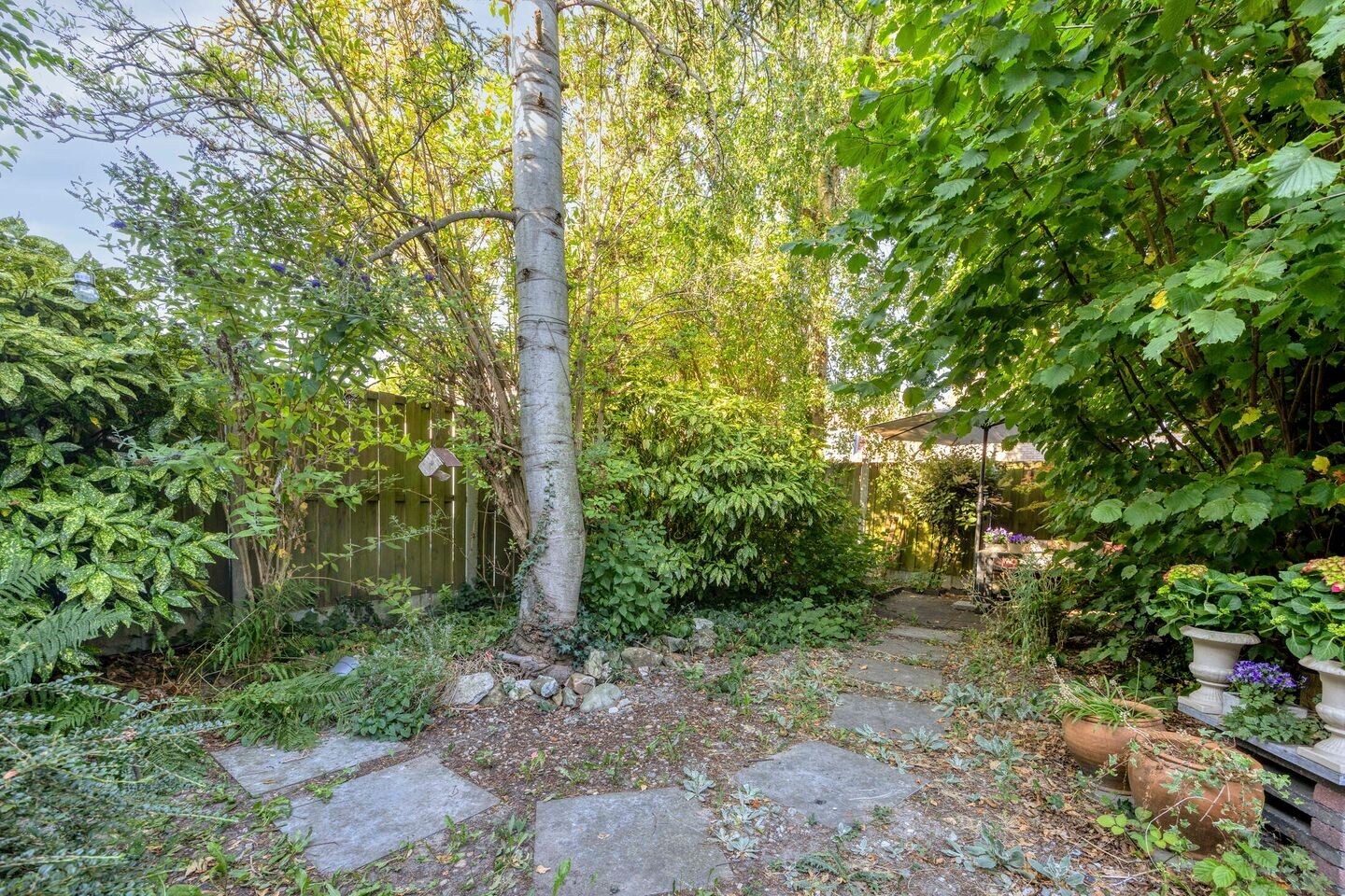 Hoekwoning te koop: Dorpsdijk 178, Rhoon