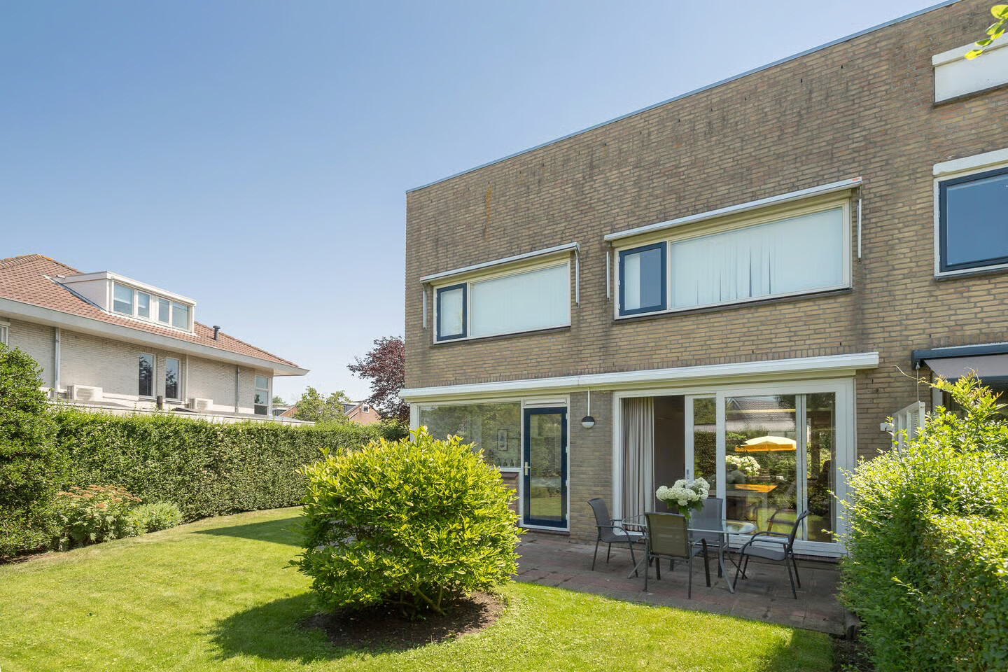 Twee-onder-één-kap te koop: C. Barendregtlaan 7, Rhoon