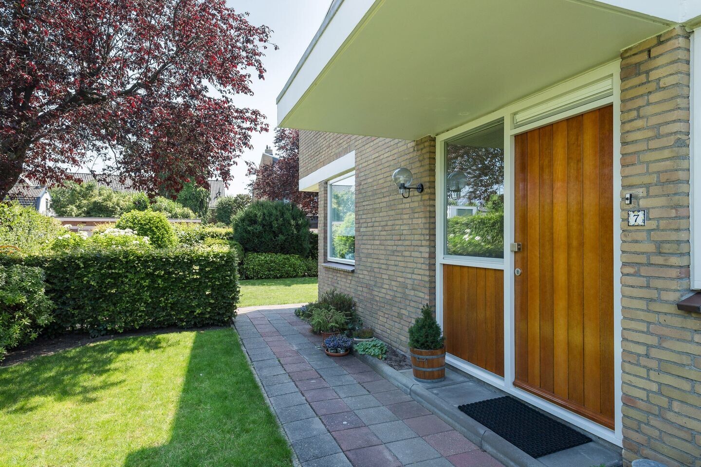 Twee-onder-één-kap te koop: C. Barendregtlaan 7, Rhoon