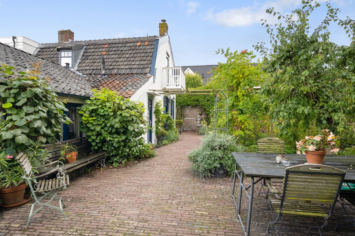 Twee-onder-één-kap te koop: Kleidijk 11, Rhoon
