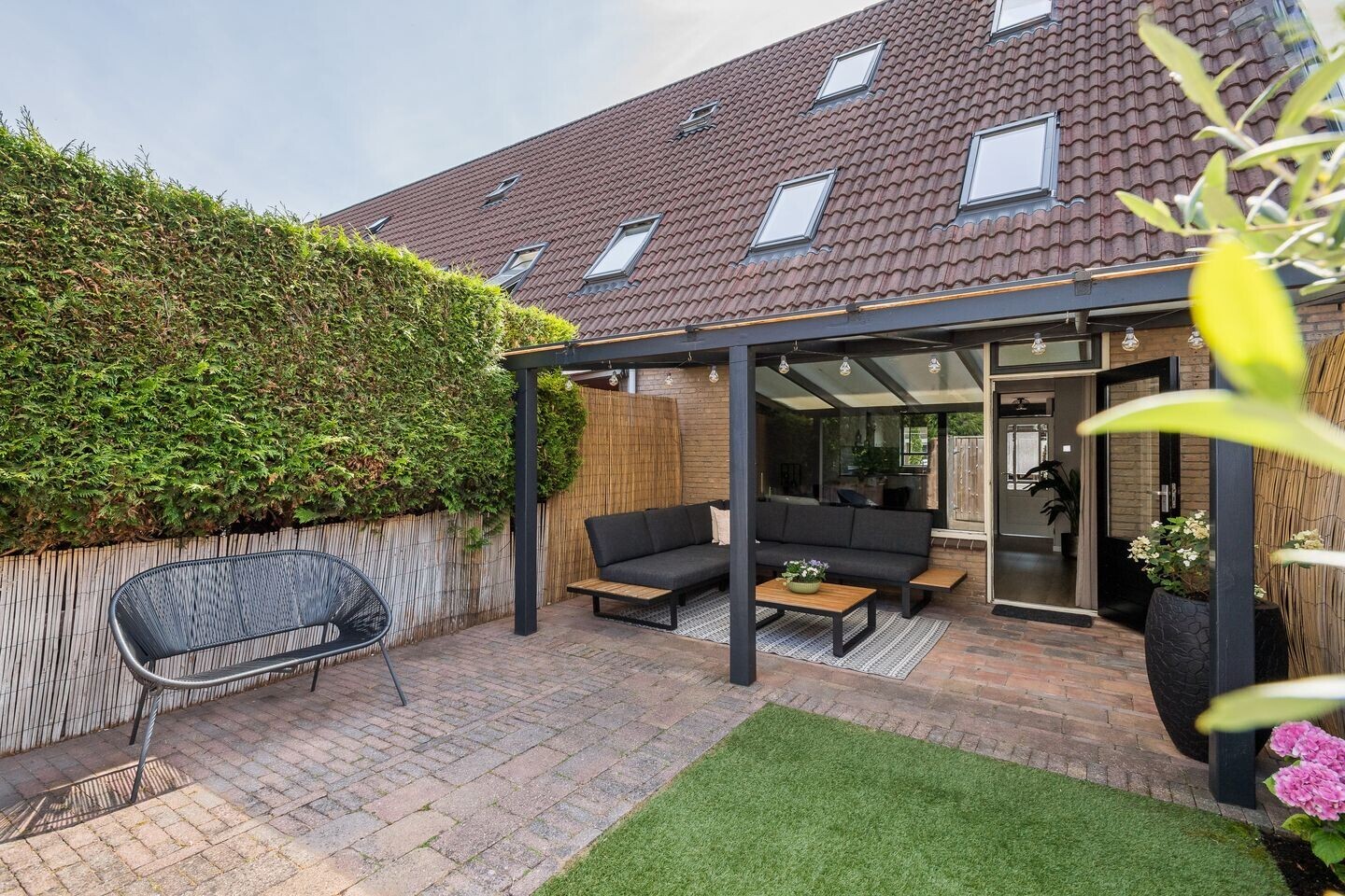 Tussenwoning te koop: Hofnar 43, Rhoon
