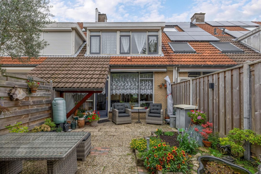 Tussenwoning te koop: Nachtwaker 17, Rhoon