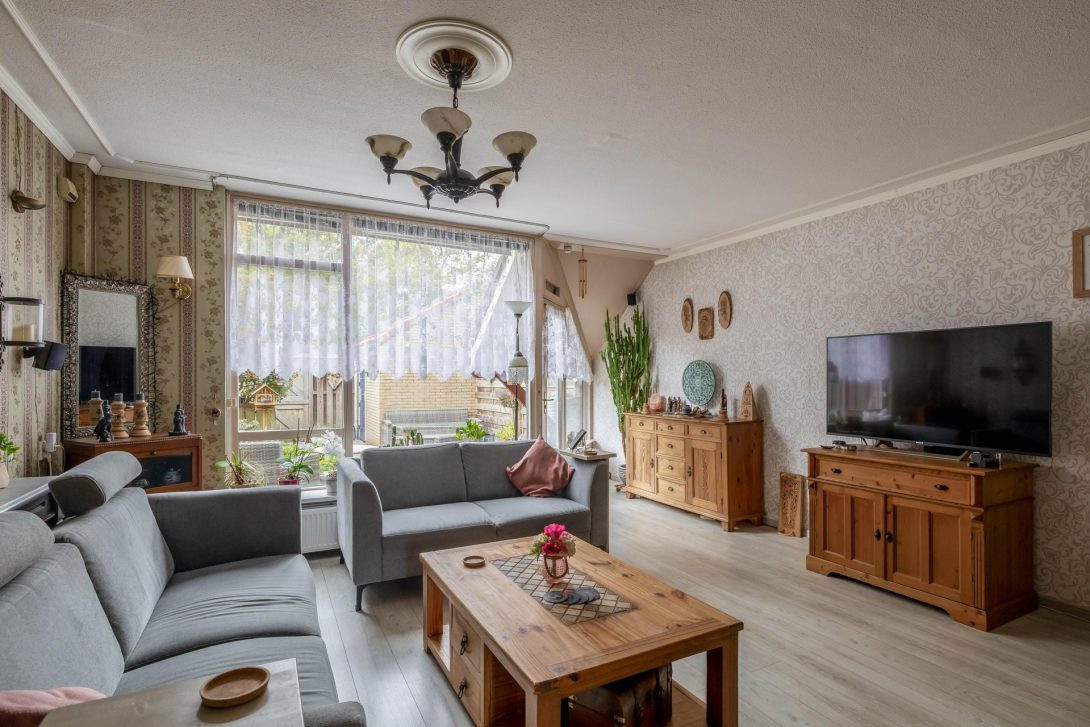 Tussenwoning te koop: Nachtwaker 17, Rhoon