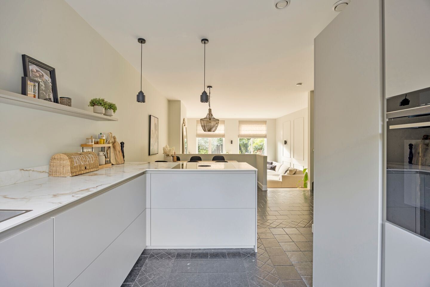 Tussenwoning te koop: Hof van Portland 7, Rhoon