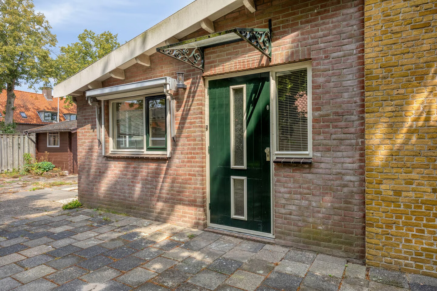 Twee-onder-één-kap te koop: Kerkstraat 45, Poortugaal