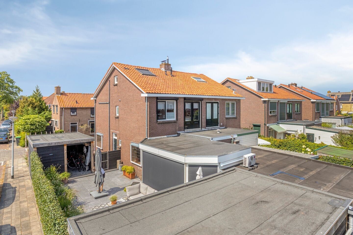 Twee-onder-één-kap te koop: Wilhelmina Geevestraat 38, Poortugaal