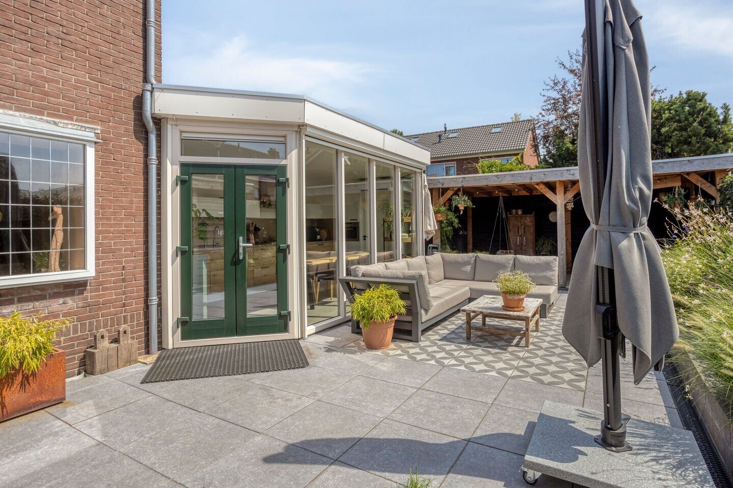 Twee-onder-één-kap te koop: Wilhelmina Geevestraat 38, Poortugaal
