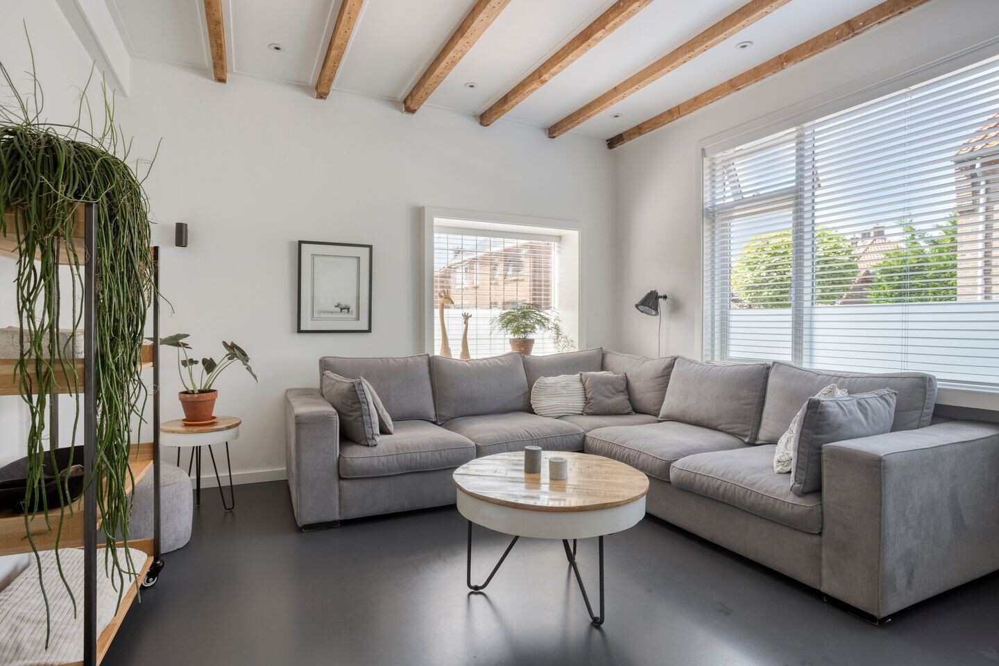 Twee-onder-één-kap te koop: Wilhelmina Geevestraat 38, Poortugaal