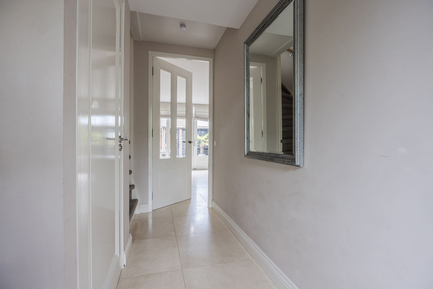 Tussenwoning te koop: Castellum 14, Poortugaal