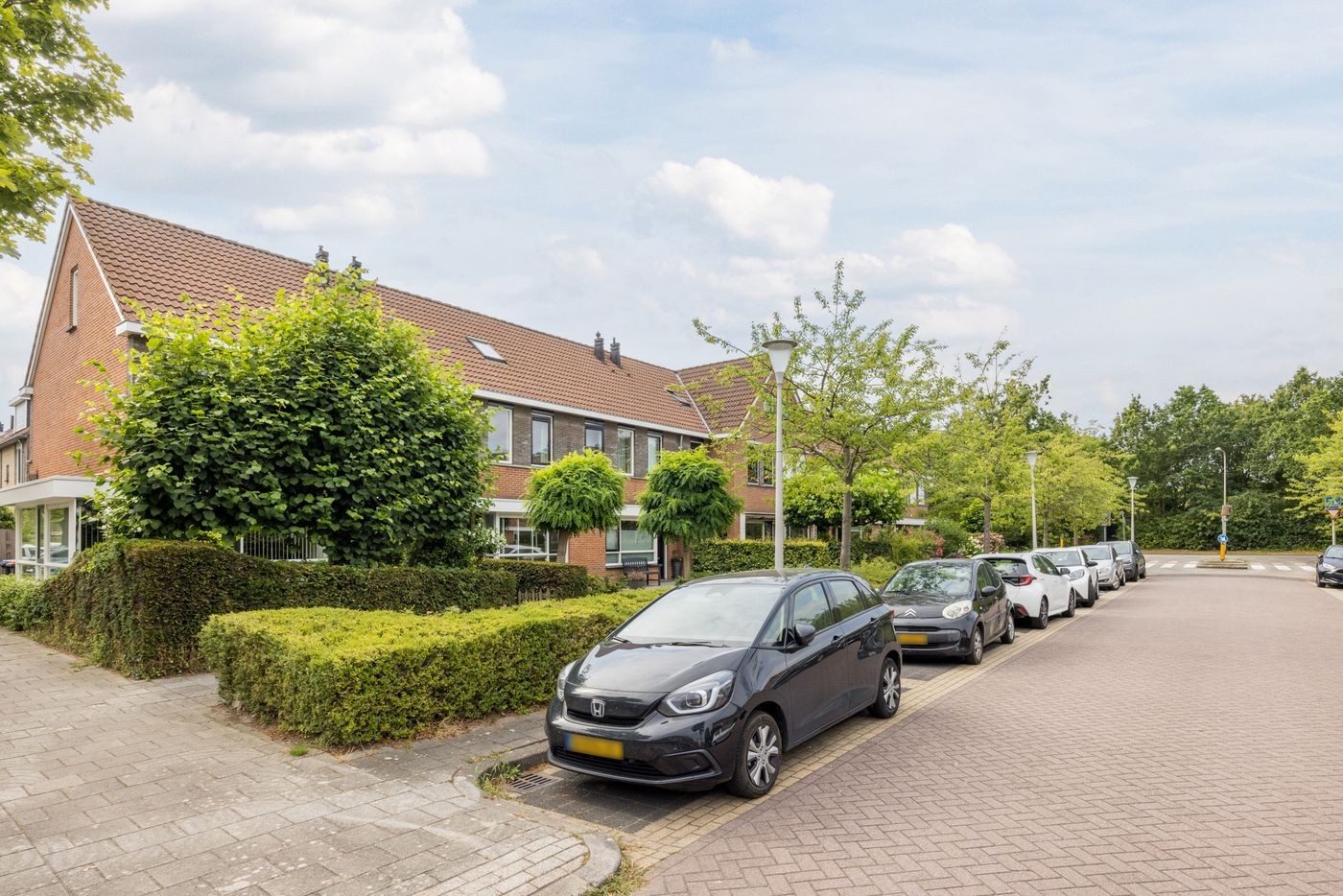 Tussenwoning te koop: Castellum 14, Poortugaal