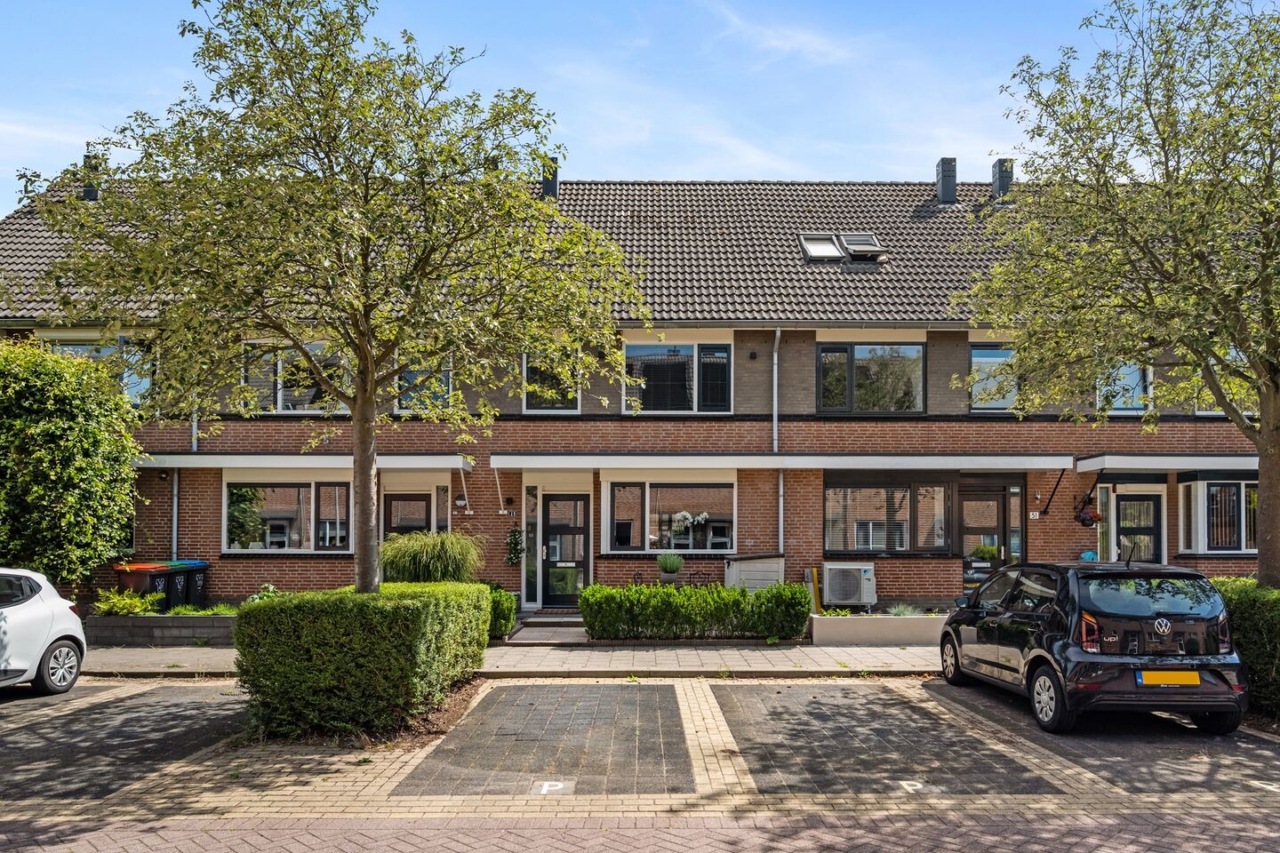 Tussenwoning te koop: Nicolaas van Puttenstraat 49, Poortugaal