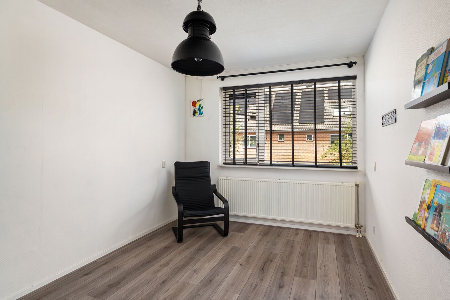 Tussenwoning te koop: Nicolaas van Puttenstraat 49, Poortugaal