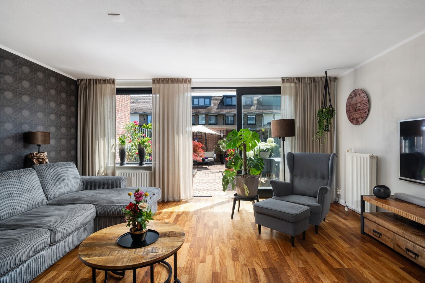 Tussenwoning te koop: Nicolaas van Puttenstraat 49, Poortugaal