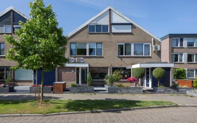 Grote Stern 97