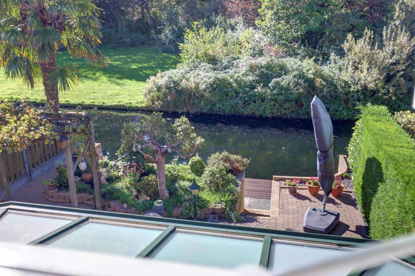 Tussenwoning te koop: Watersnip 18, Rozenburg