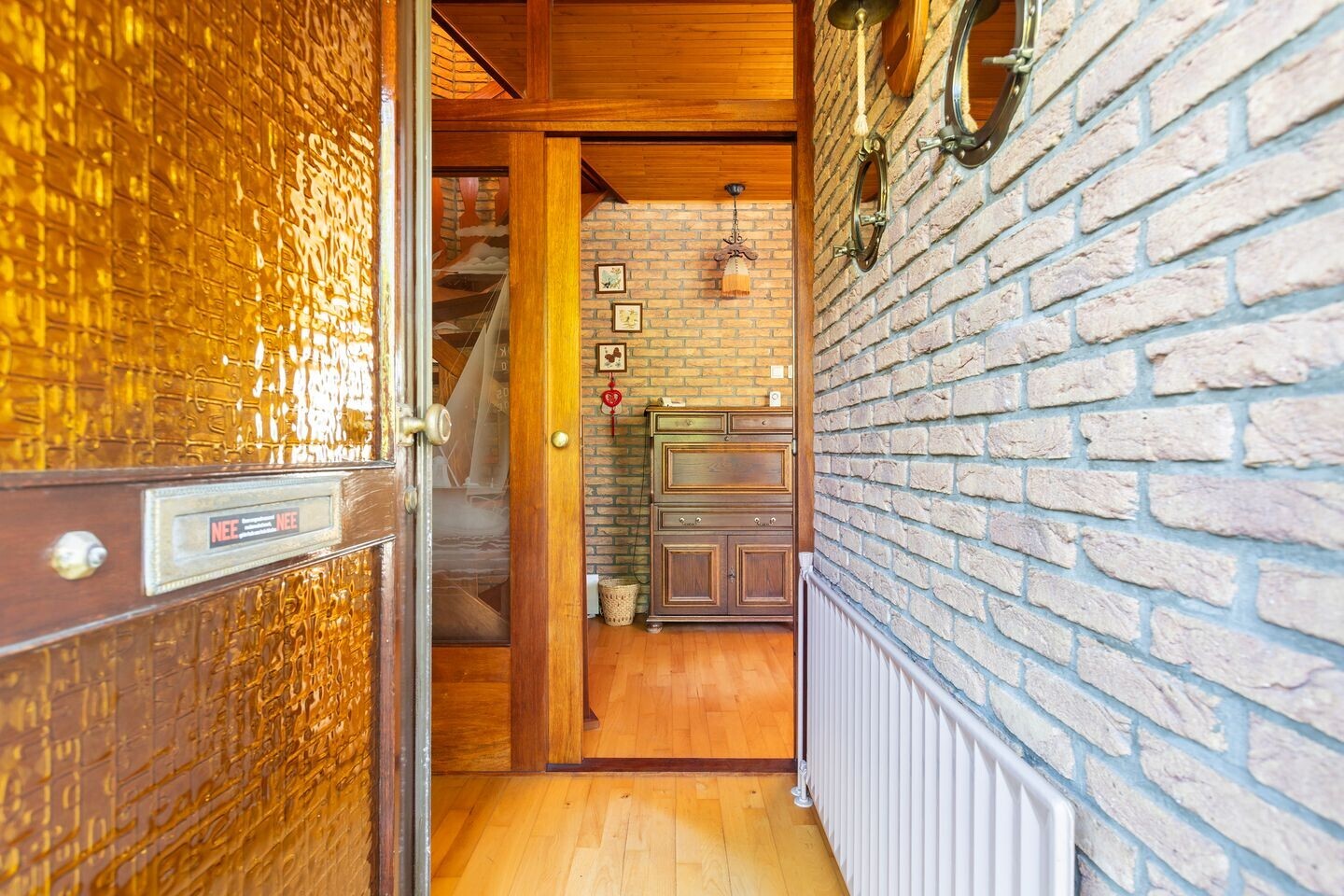 Tussenwoning te koop: Esdoornlaan 32, Rozenburg