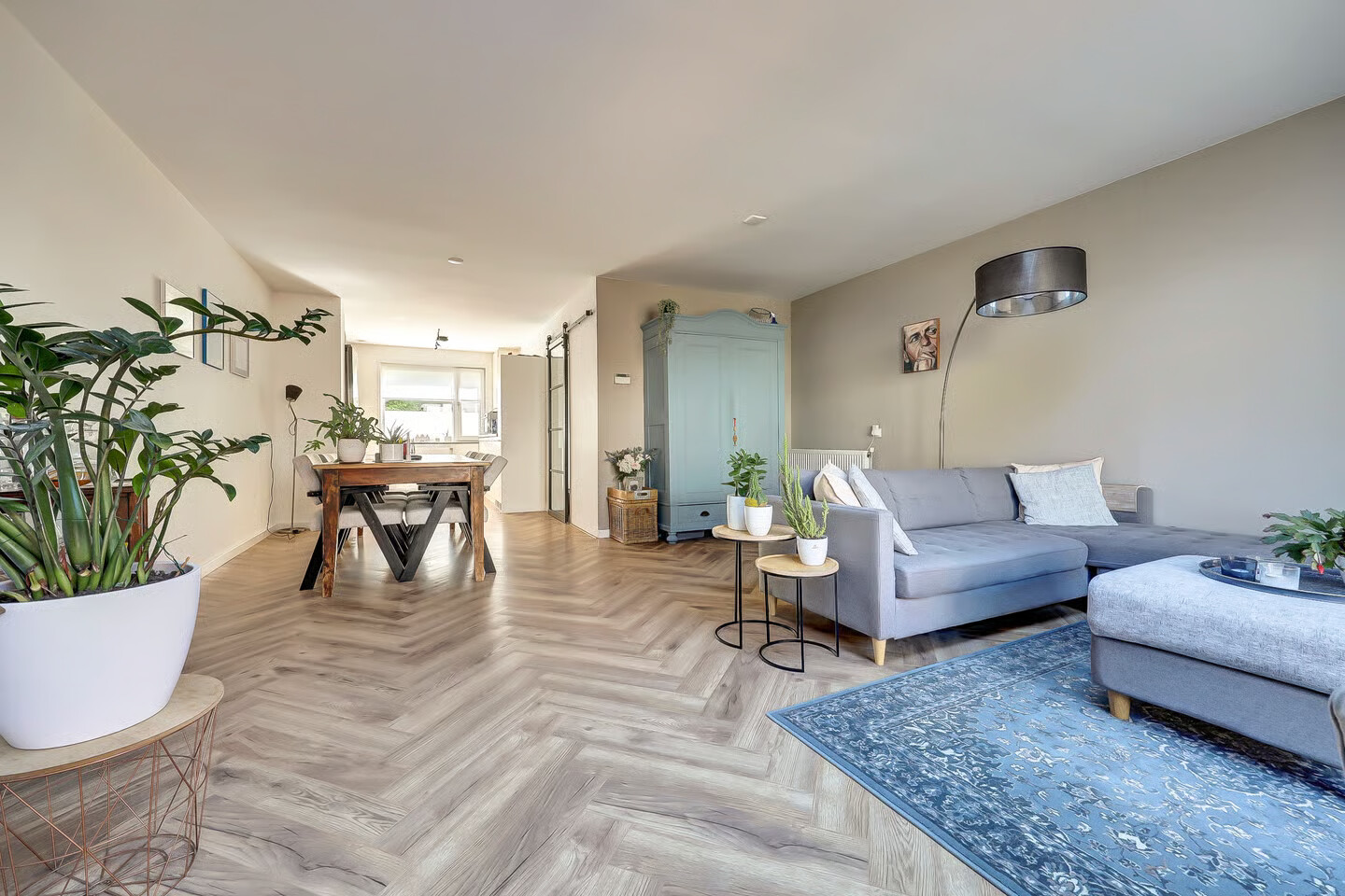 Tussenwoning te koop: Driesch 8, Hoogvliet Rotterdam