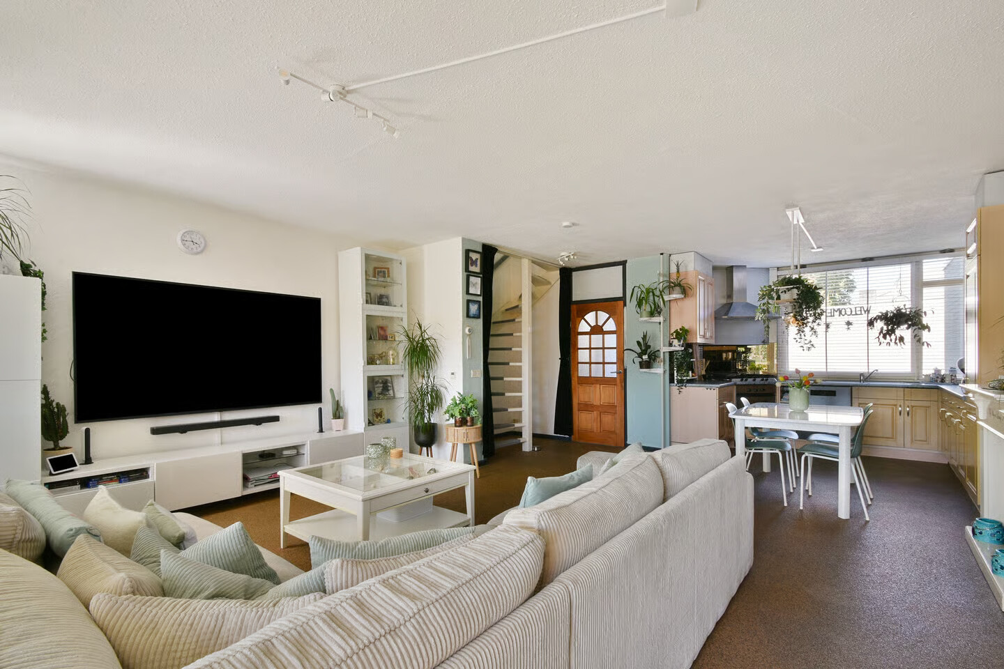 Appartement te koop: Bijster 25, Hoogvliet Rotterdam