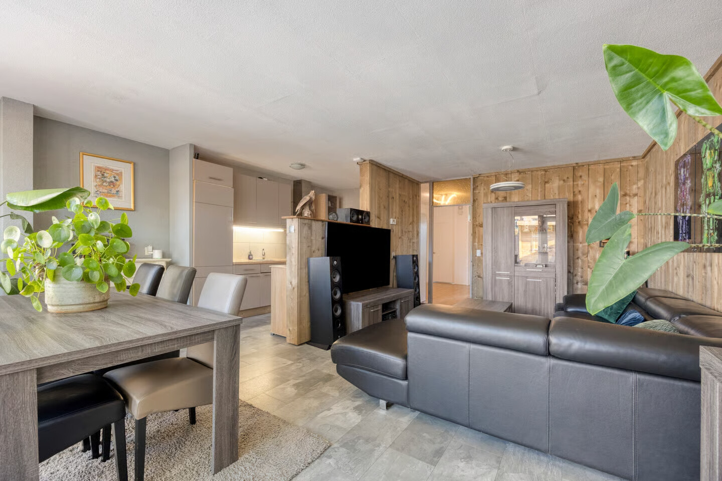 Appartement te koop: Hallant 18, Hoogvliet Rotterdam