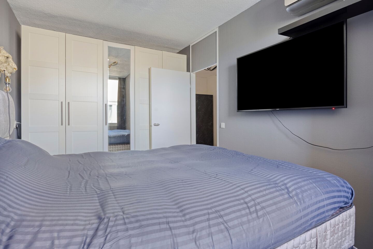 Appartement te koop: Hallant 18, Hoogvliet Rotterdam