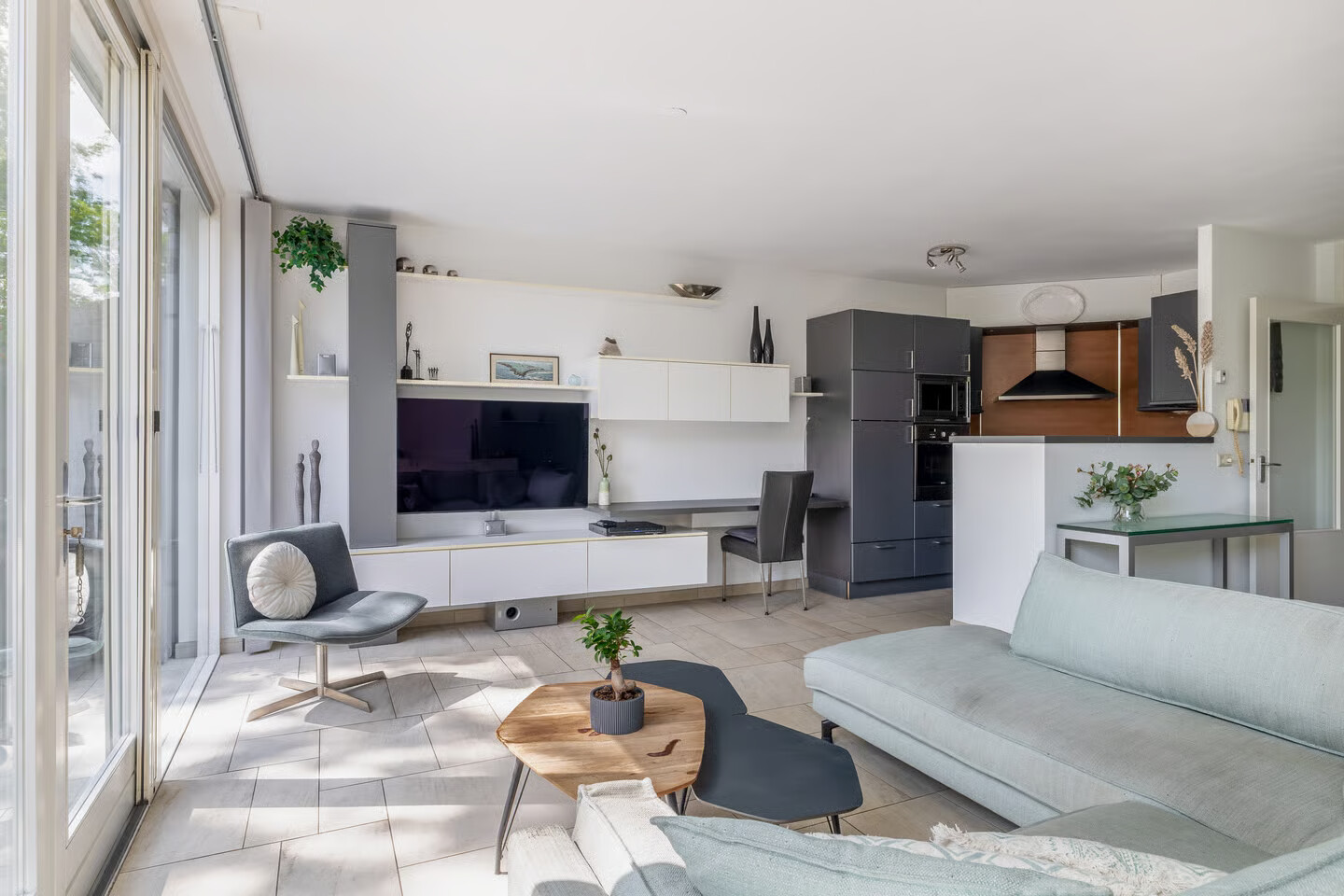 Appartement te koop: Hallant 6, Hoogvliet Rotterdam