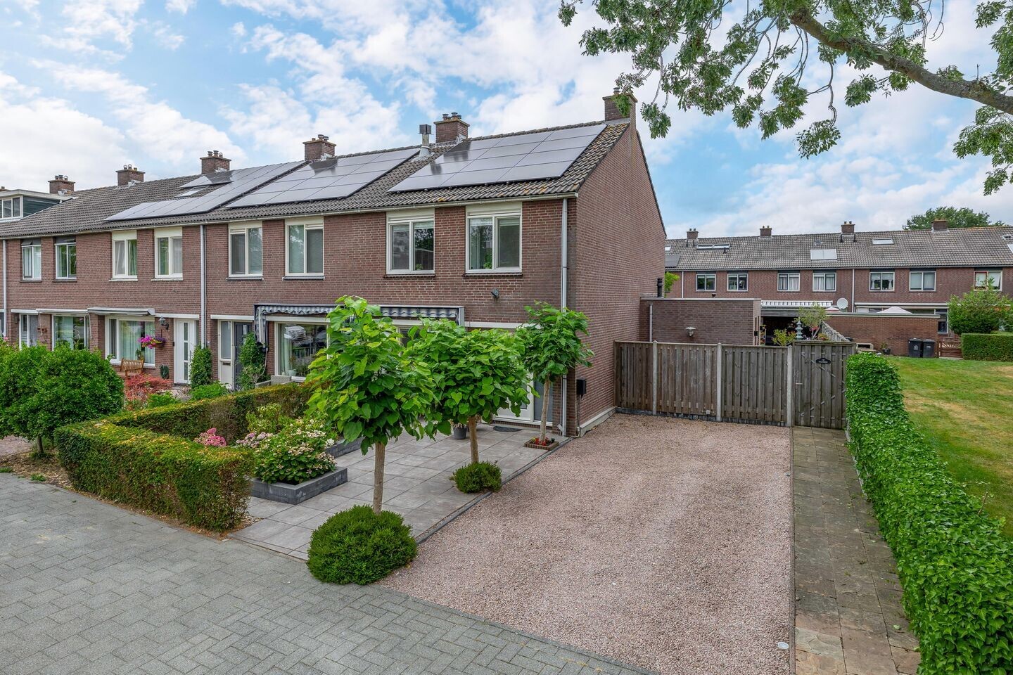 Hoekwoning te koop: Kruisnetlaan 171, Hoogvliet Rotterdam