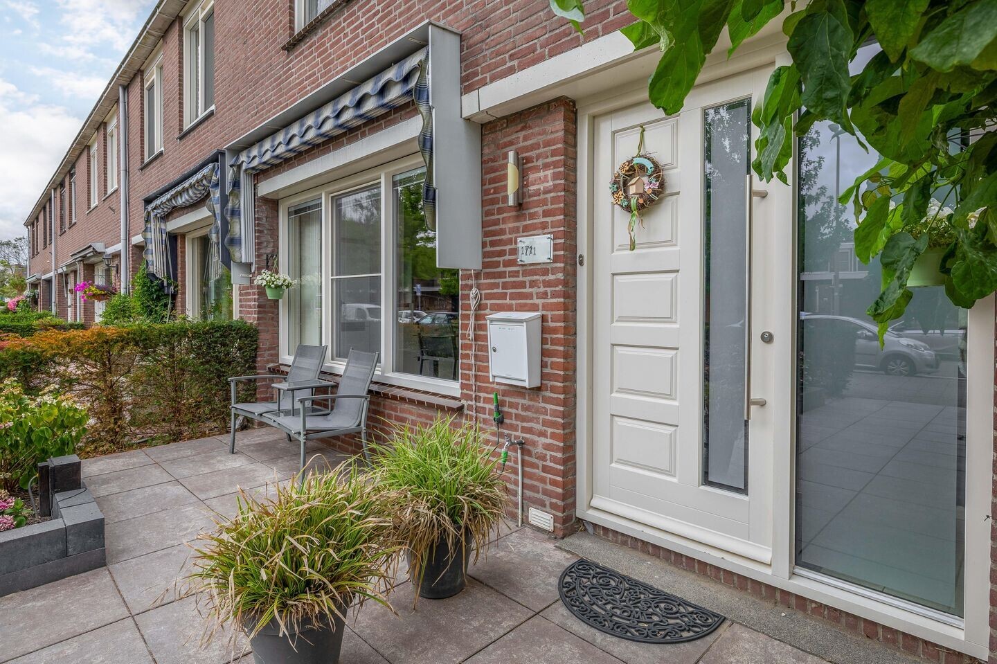Hoekwoning te koop: Kruisnetlaan 171, Hoogvliet Rotterdam