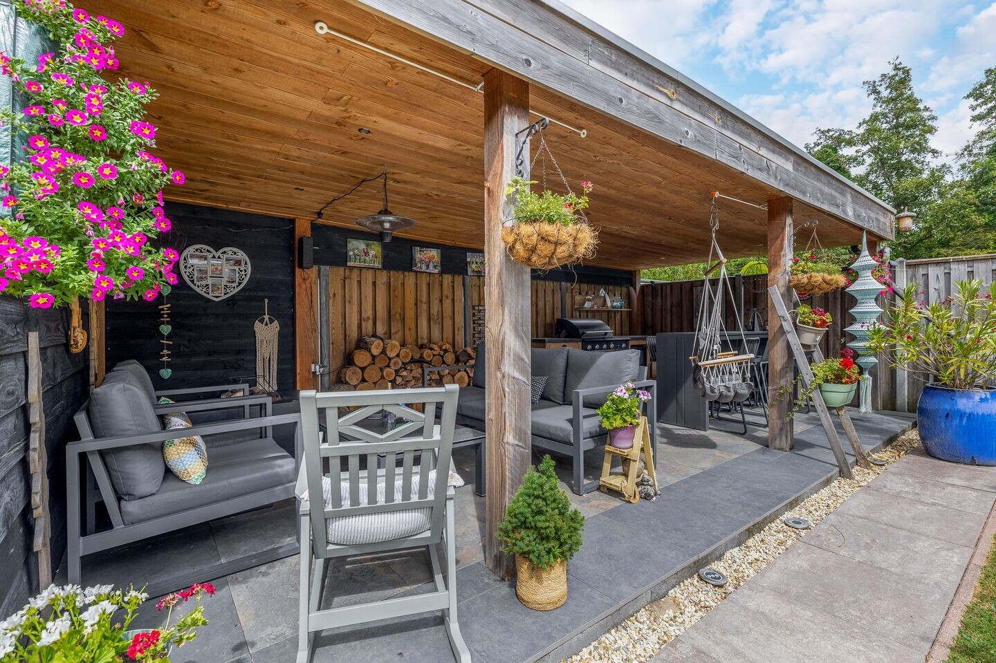 Hoekwoning te koop: Kruisnetlaan 171, Hoogvliet Rotterdam