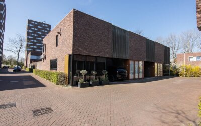 Zonnebaarss. 9