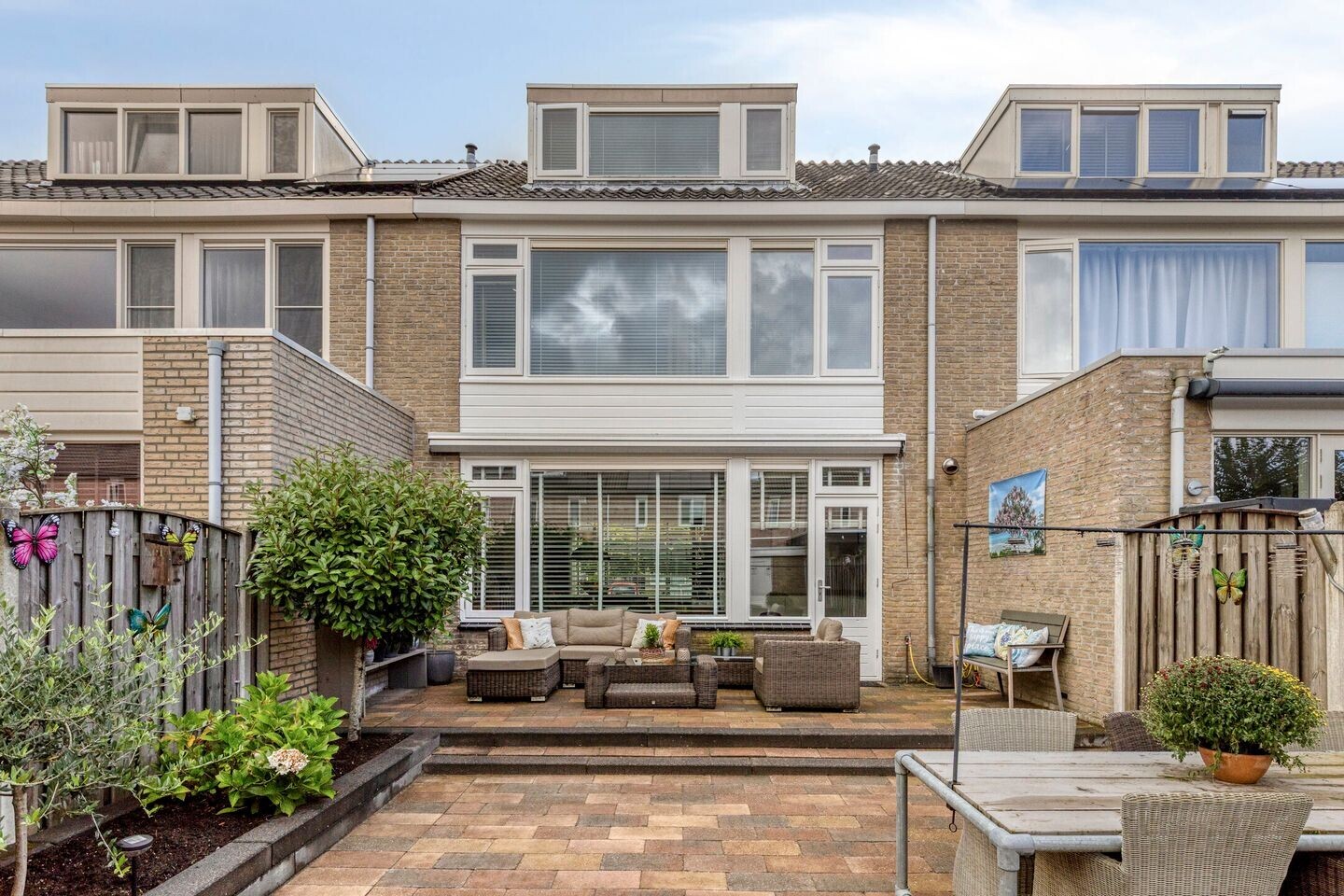 Tussenwoning te koop: Bongweg 8, Hoogvliet Rotterdam