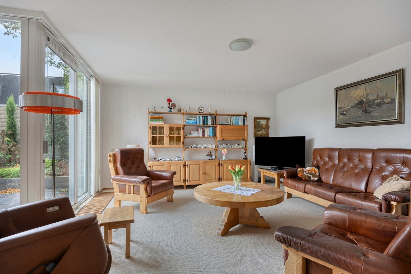 Tussenwoning te koop: Posweg 235, Hoogvliet Rotterdam
