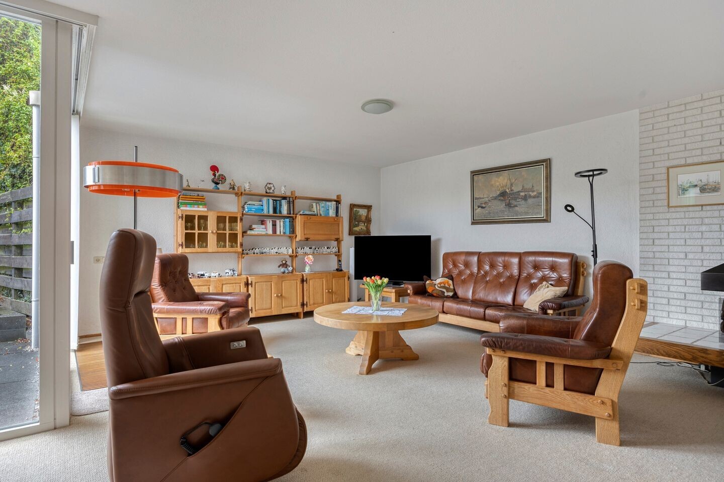 Tussenwoning te koop: Posweg 235, Hoogvliet Rotterdam