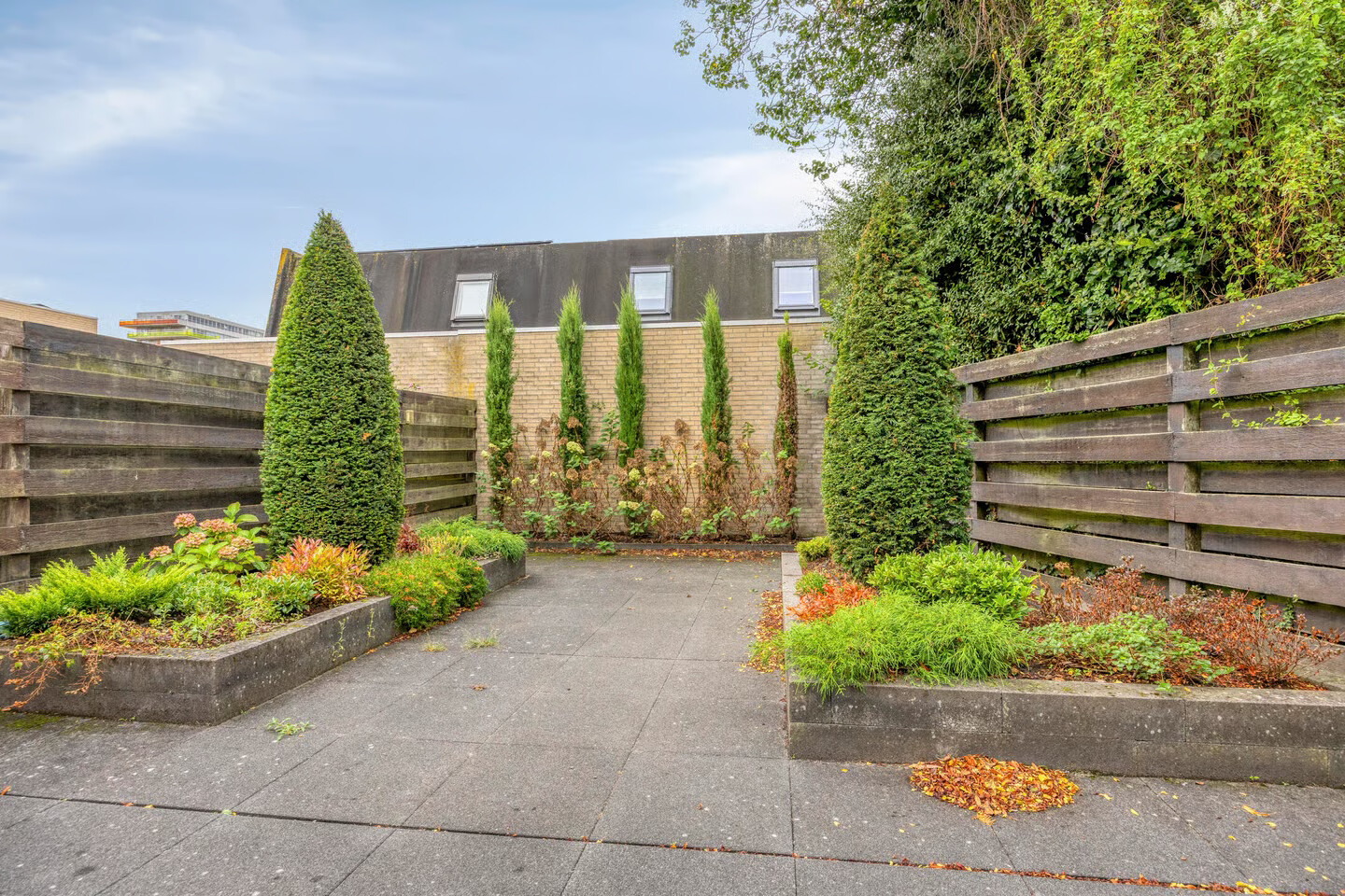 Tussenwoning te koop: Posweg 235, Hoogvliet Rotterdam