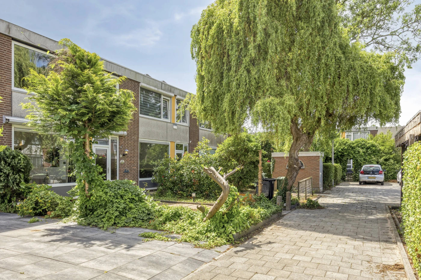 Tussenwoning te koop: Harderpad 8, Hoogvliet Rotterdam