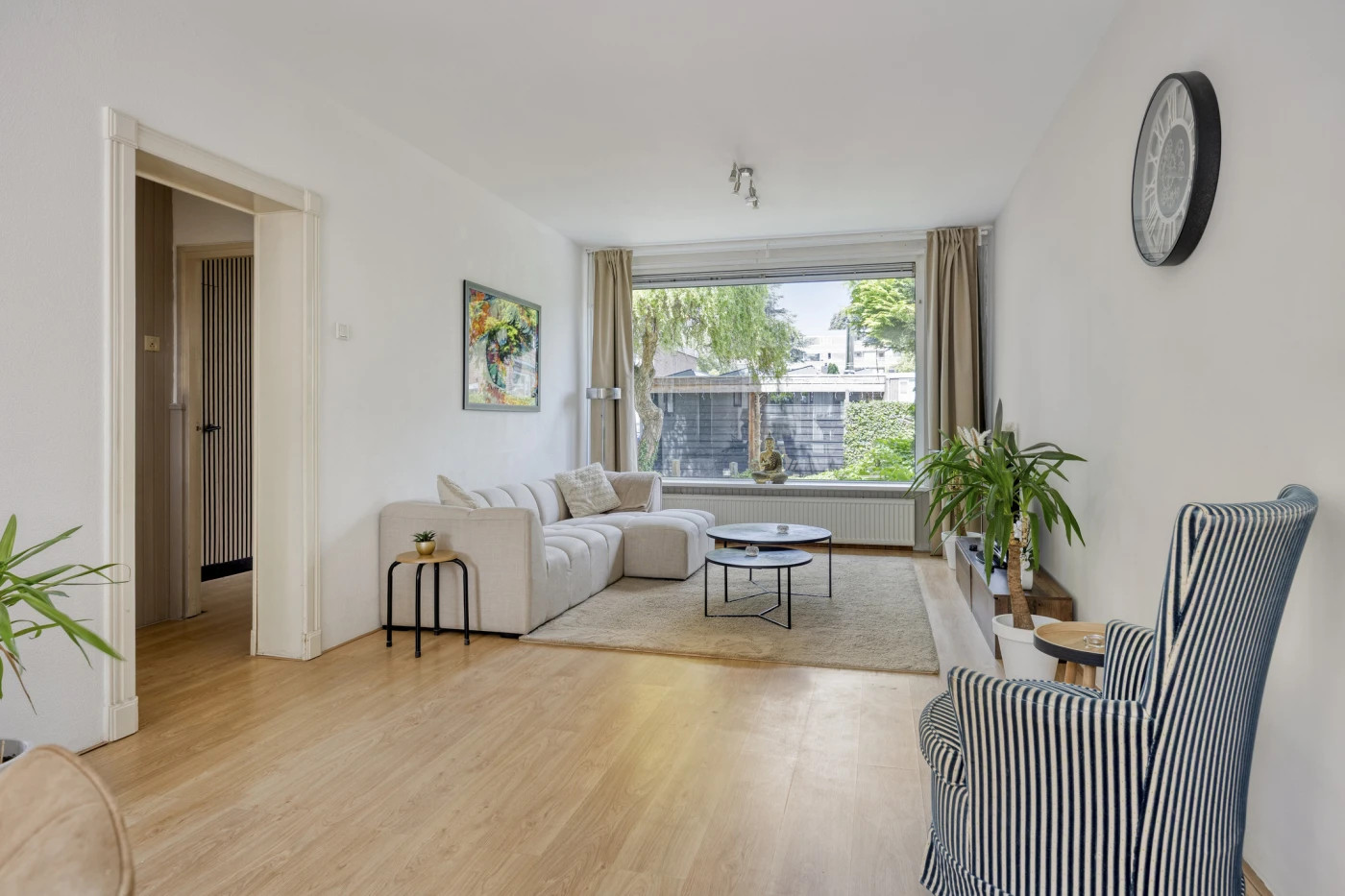 Tussenwoning te koop: Harderpad 8, Hoogvliet Rotterdam