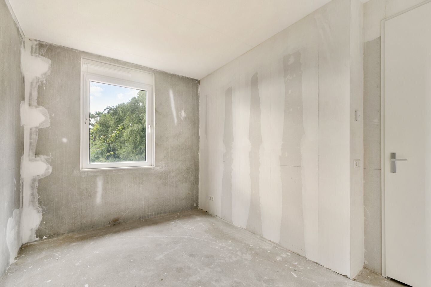 Tussenwoning te koop: Baarsweg 227, Hoogvliet Rotterdam