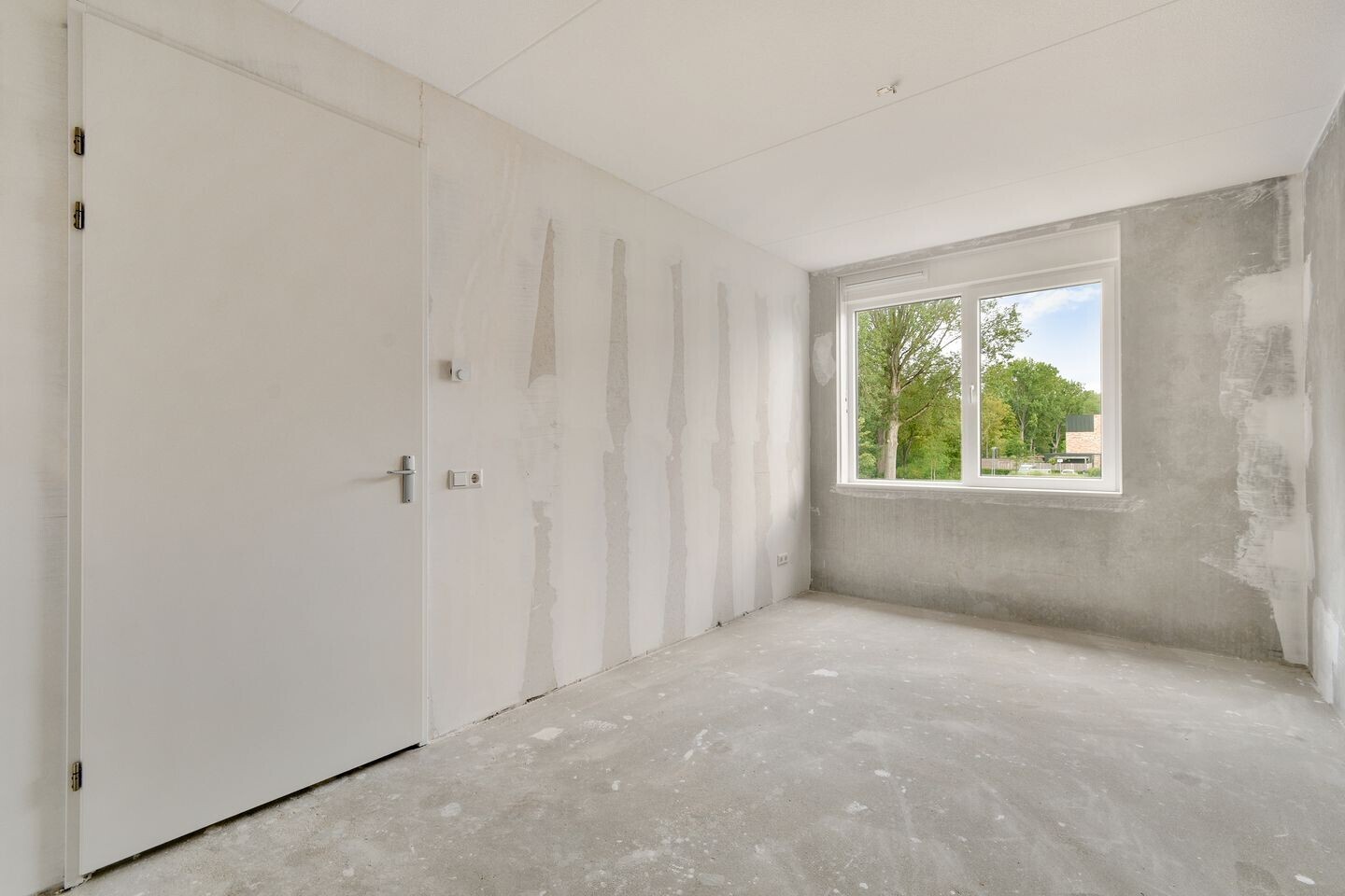 Tussenwoning te koop: Baarsweg 227, Hoogvliet Rotterdam