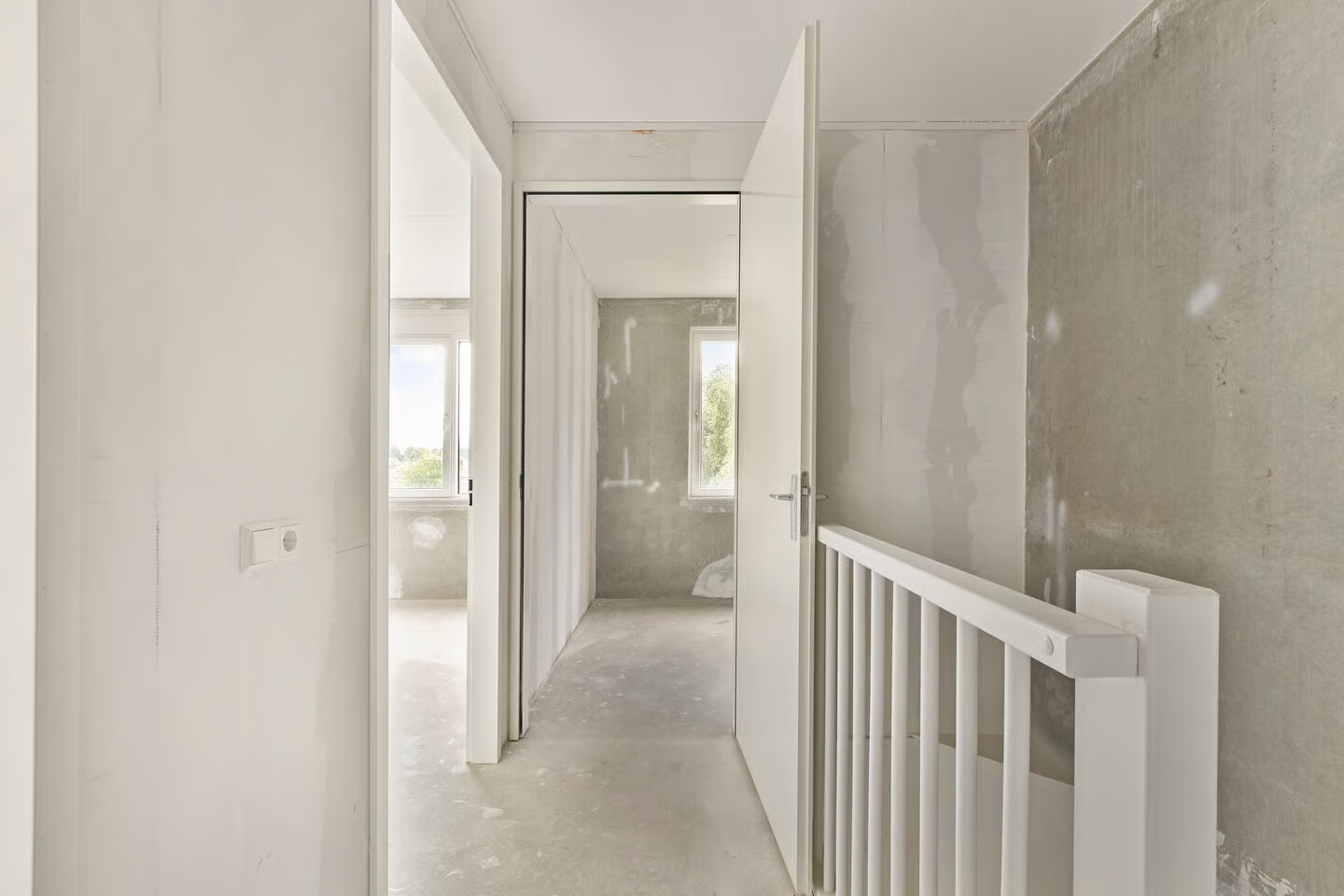 Tussenwoning te koop: Baarsweg 227, Hoogvliet Rotterdam