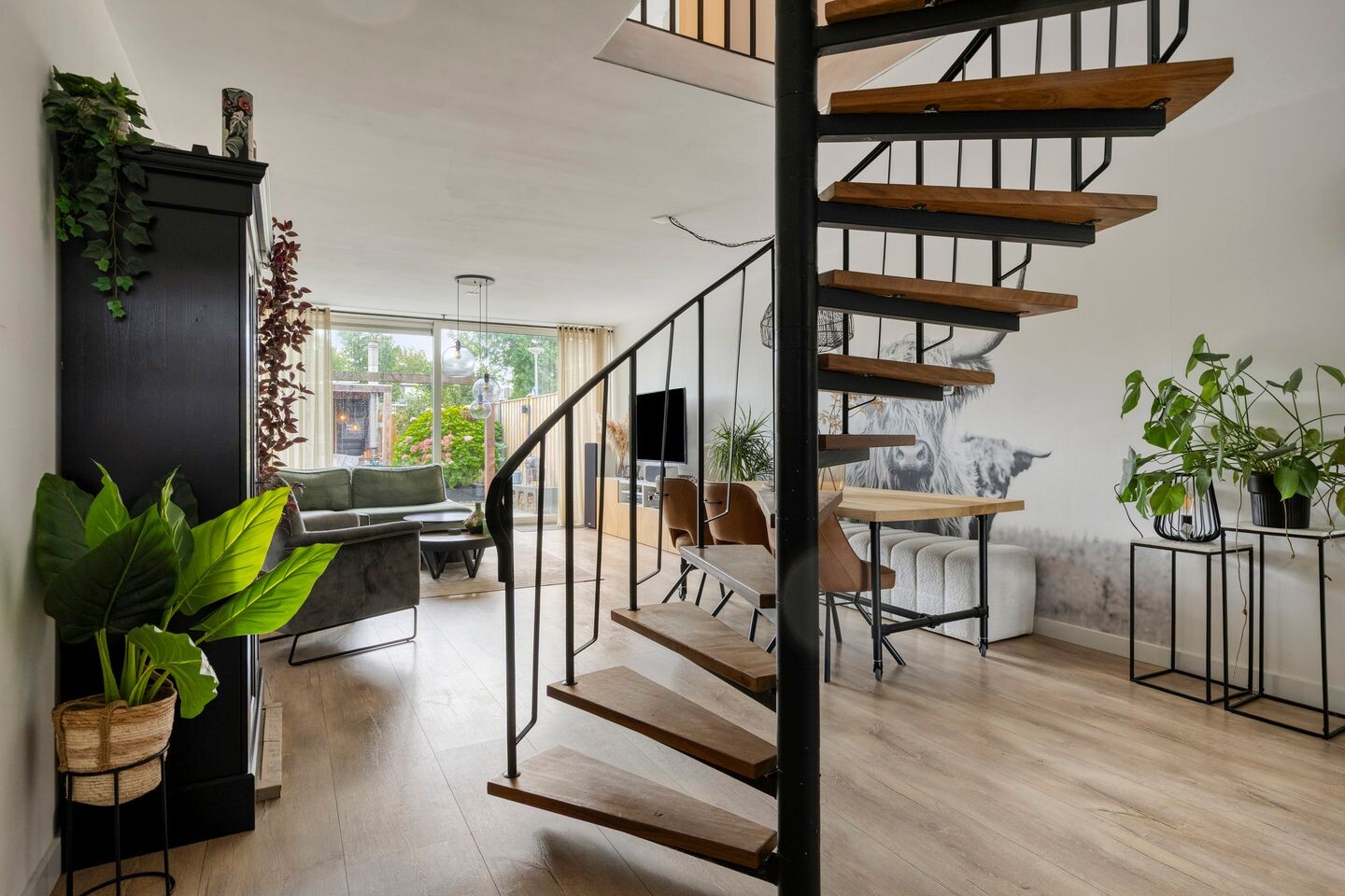 Tussenwoning te koop: Kaar 67, Hoogvliet Rotterdam