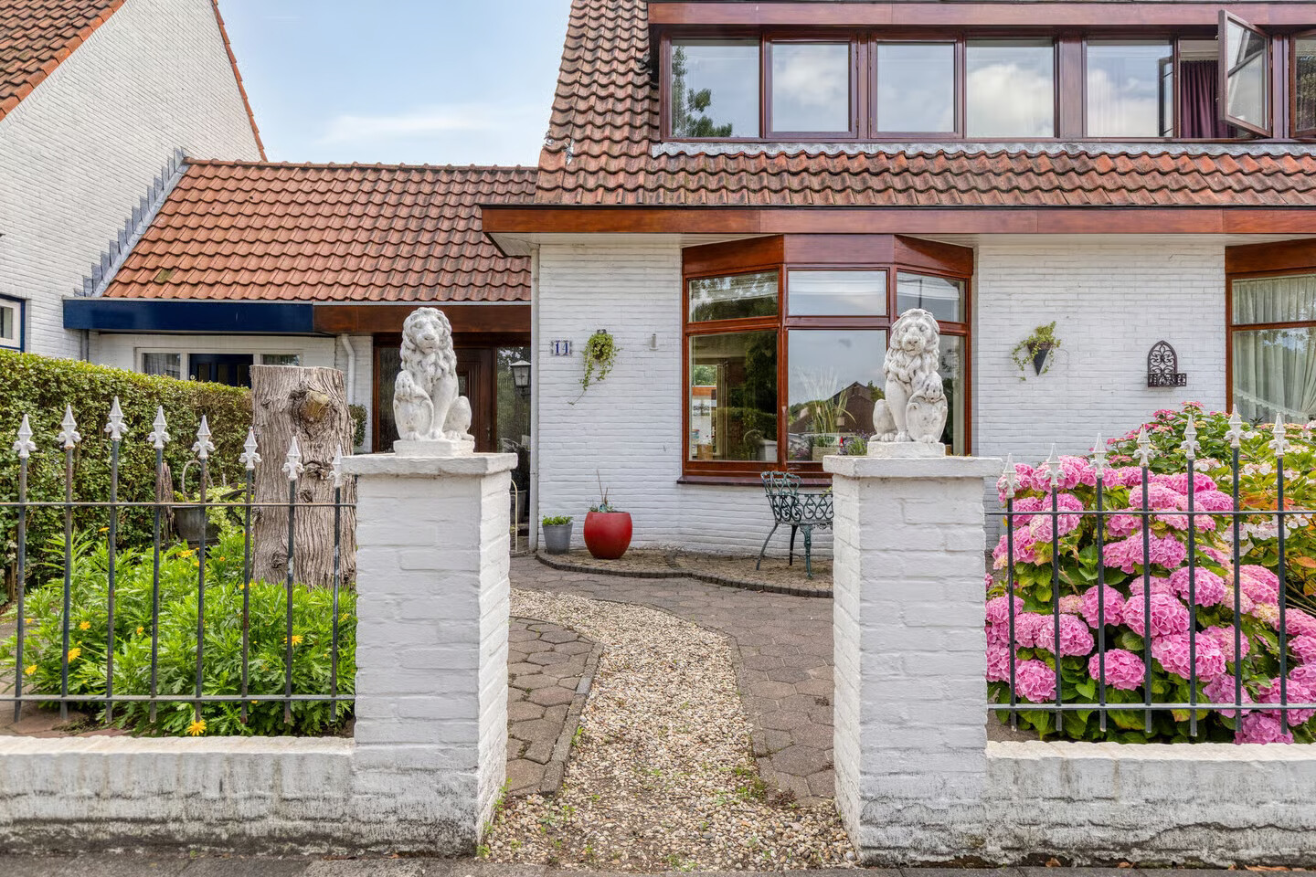 Tussenwoning te koop: Oude Wal 14, Hoogvliet Rotterdam
