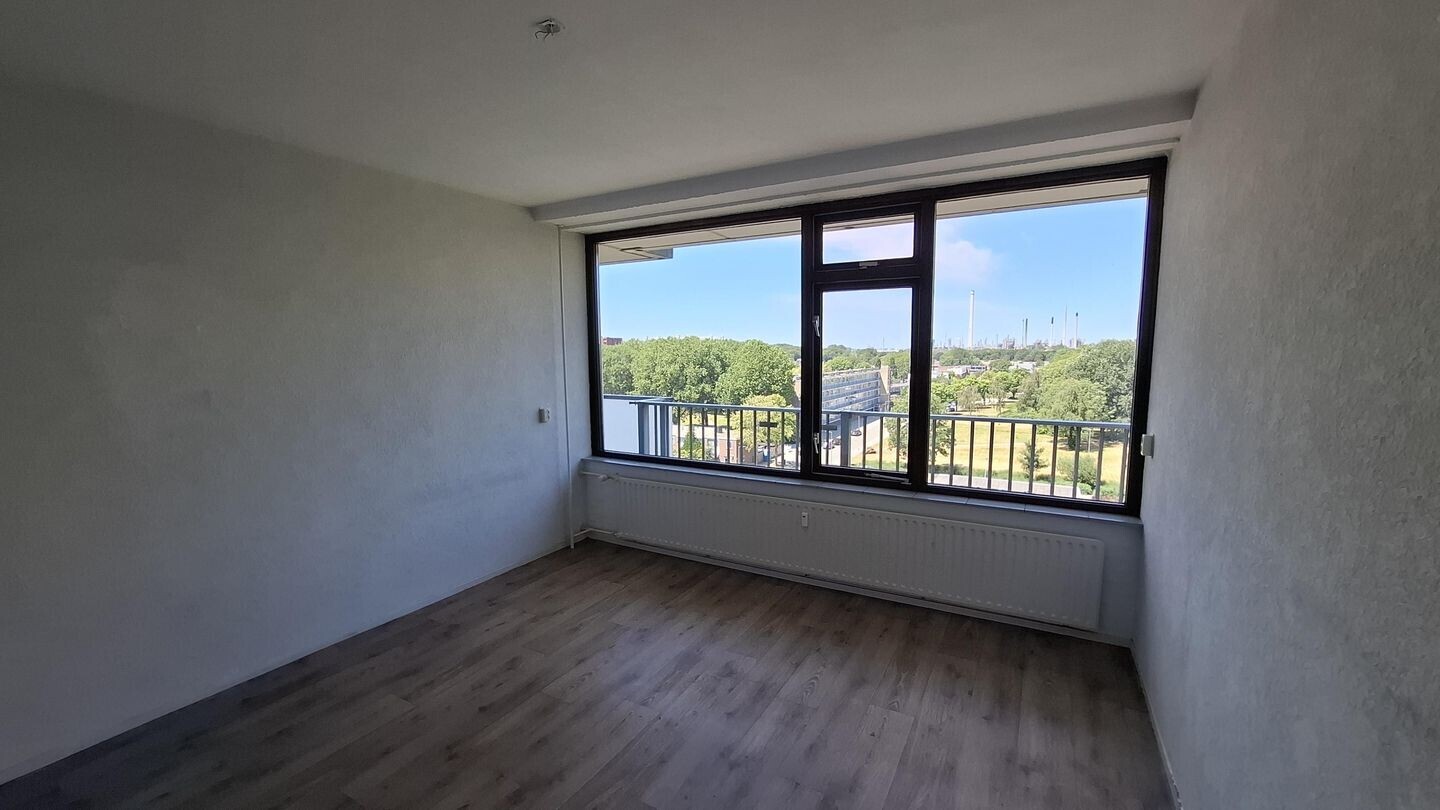 Appartement te koop: Tijmweg 106, Hoogvliet Rotterdam
